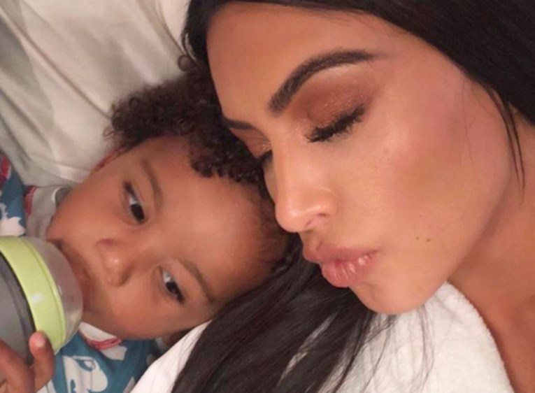 Sin Kim Kardashian nije oduševljen maminim novim omiljenim filterom